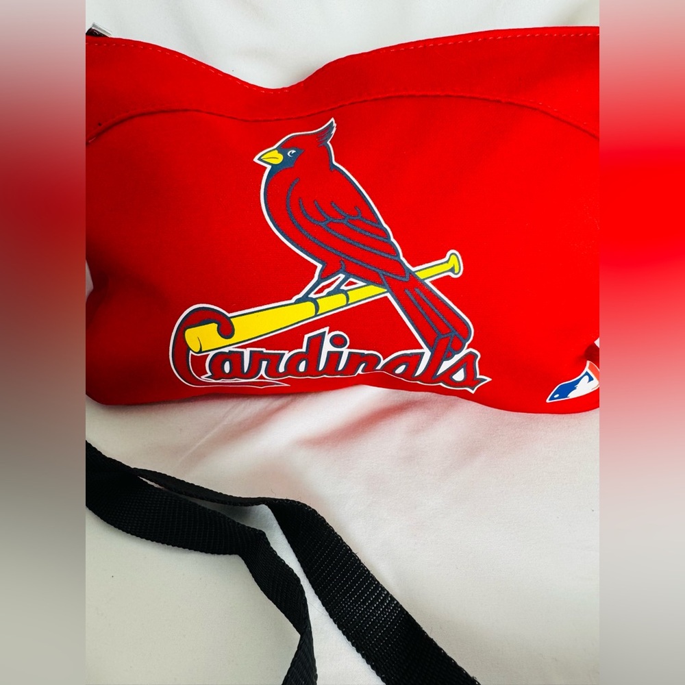 Cardinals Red Crossbody Purse Bag Genuine MLB - Baseball Season is Upon Us!